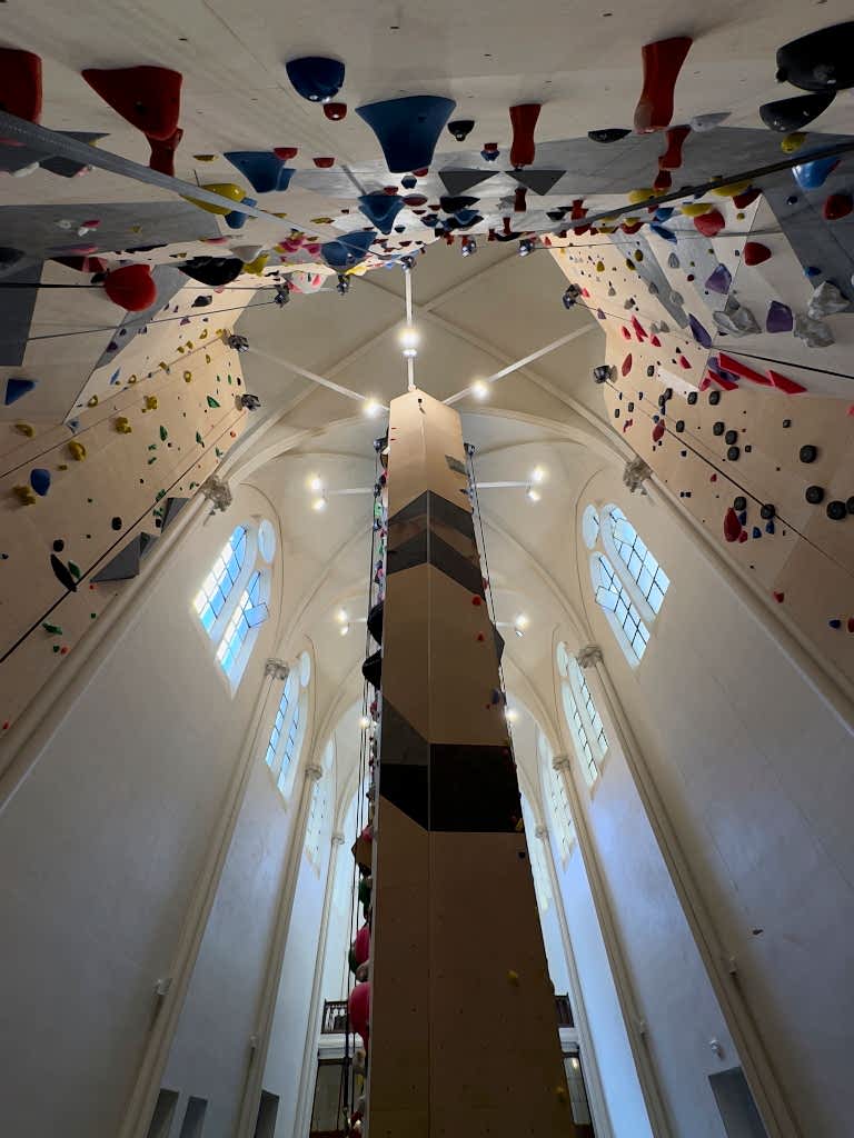 Climbing District - Salle d'escalade à Paris - Sevres-Lecourbe @ Louis Lepron